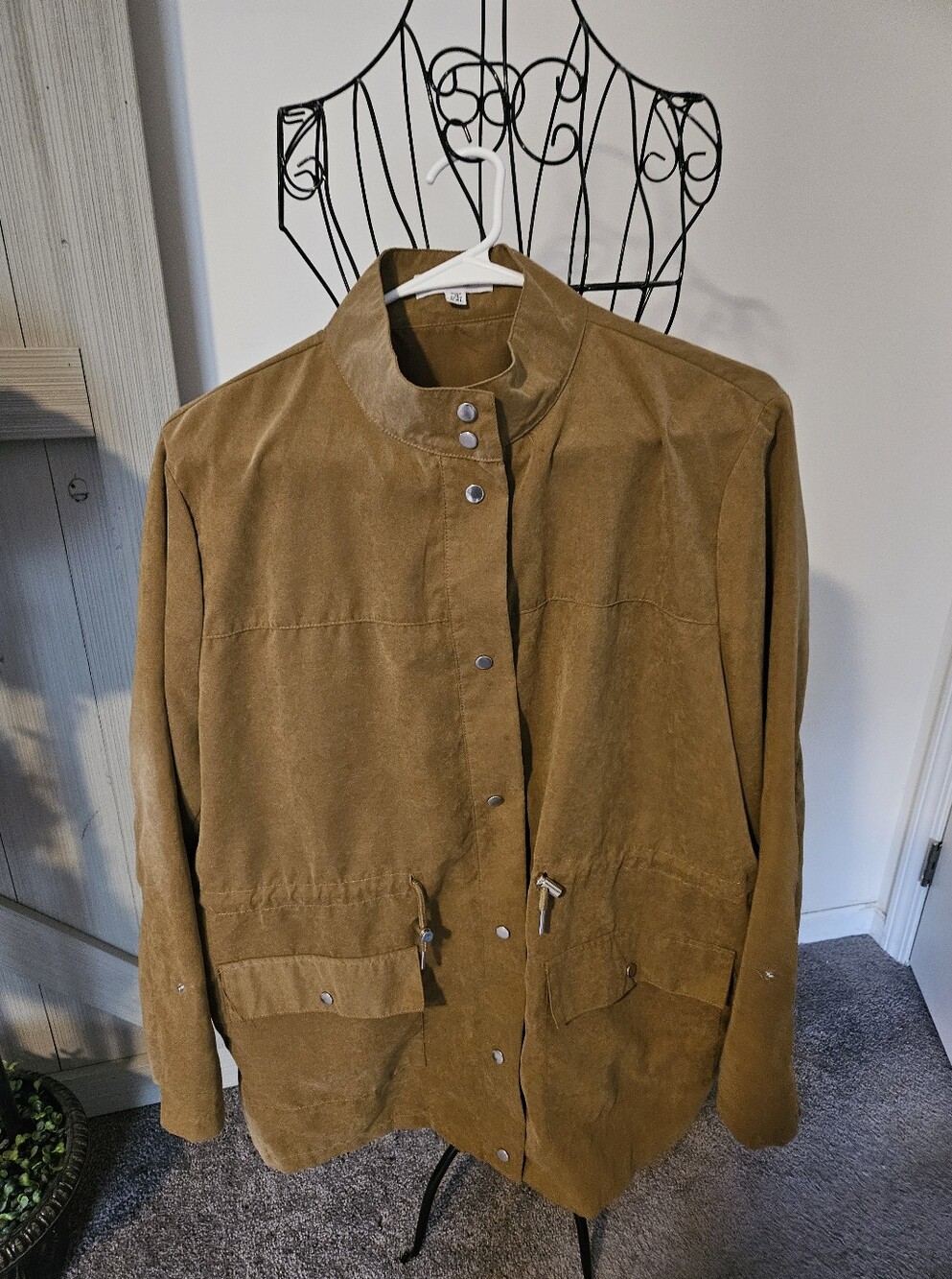 Ladies Silk Field Jacket - Brown Sz XXL $25